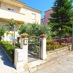 Apartment Ljiljana 2348