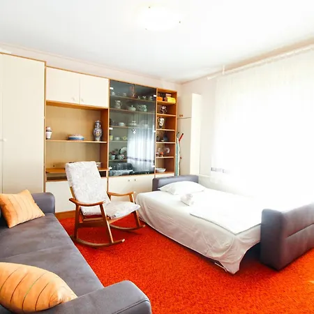 Ljiljana 2348 Apartamento